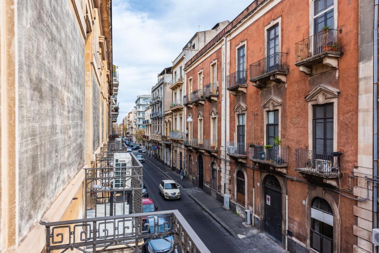 Ferrini Home - Firenze 70 Катания Экстерьер фото
