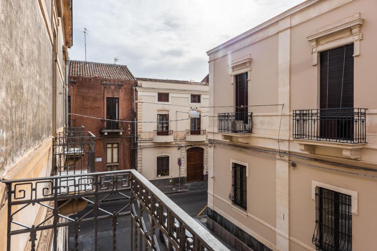 Ferrini Home - Firenze 70 Катания Экстерьер фото