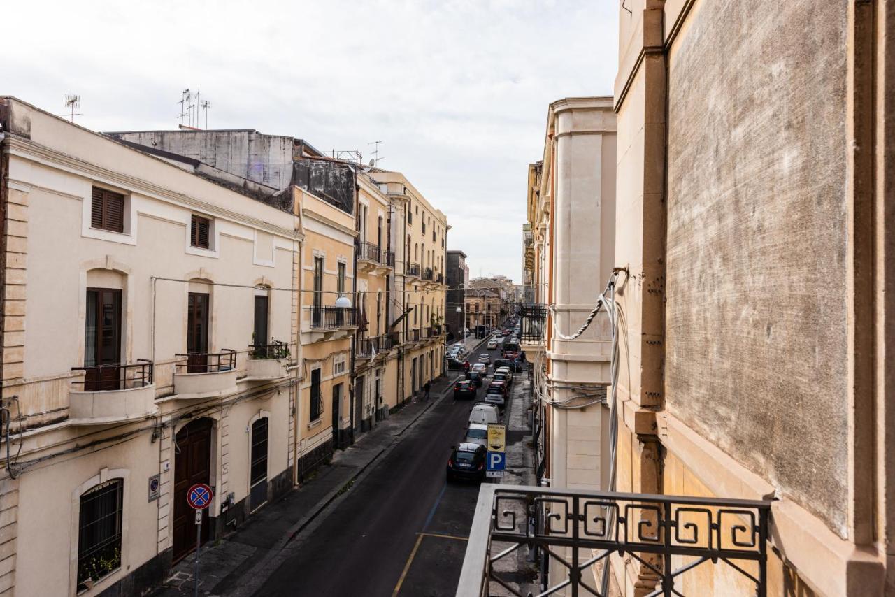 Ferrini Home - Firenze 70 Катания Экстерьер фото